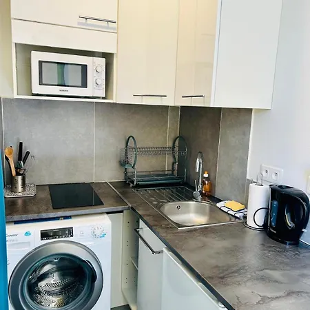 2p Sncf Station Downtown Tram Airconditionner Apartment *