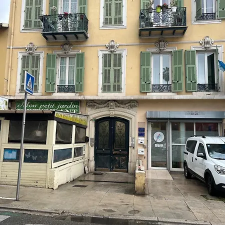 2p Sncf Station Downtown Tram Airconditionner * Nice
